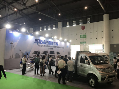 SRM鑫源新能源全系產(chǎn)品閃耀2019第五屆成都國(guó)際新能源汽車及電動(dòng)車展覽會(huì)